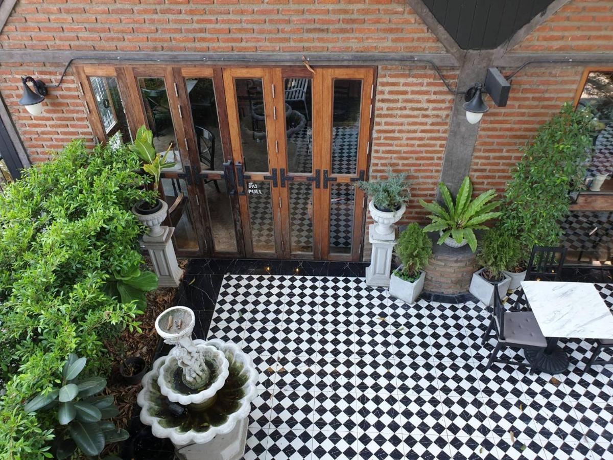 פרה נאקון סי איוטאיה Baan Mae Khian Cafe & Boutique Hotel מראה חיצוני תמונה