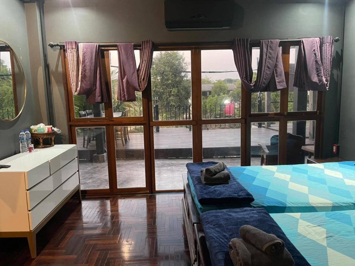 פרה נאקון סי איוטאיה Baan Mae Khian Cafe & Boutique Hotel מראה חיצוני תמונה