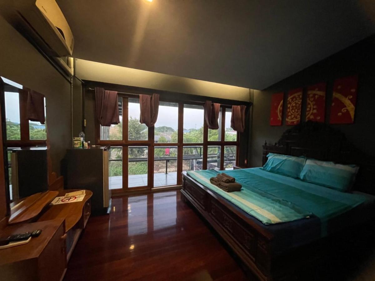 פרה נאקון סי איוטאיה Baan Mae Khian Cafe & Boutique Hotel מראה חיצוני תמונה