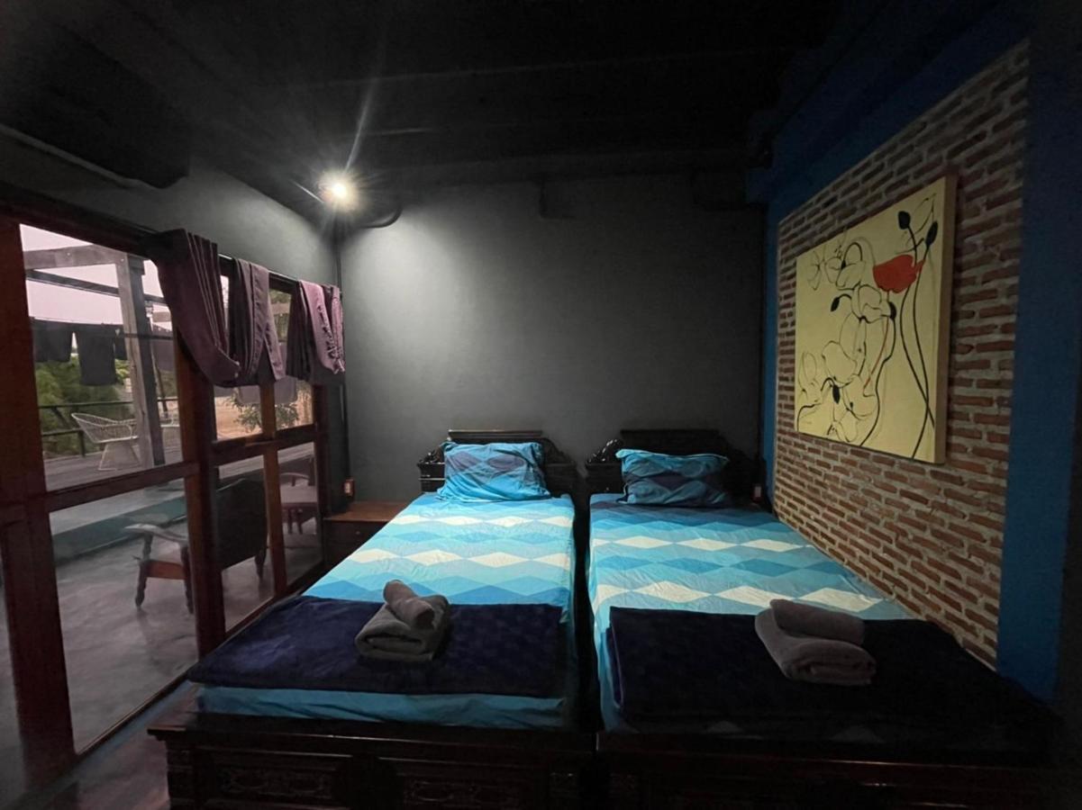 פרה נאקון סי איוטאיה Baan Mae Khian Cafe & Boutique Hotel מראה חיצוני תמונה