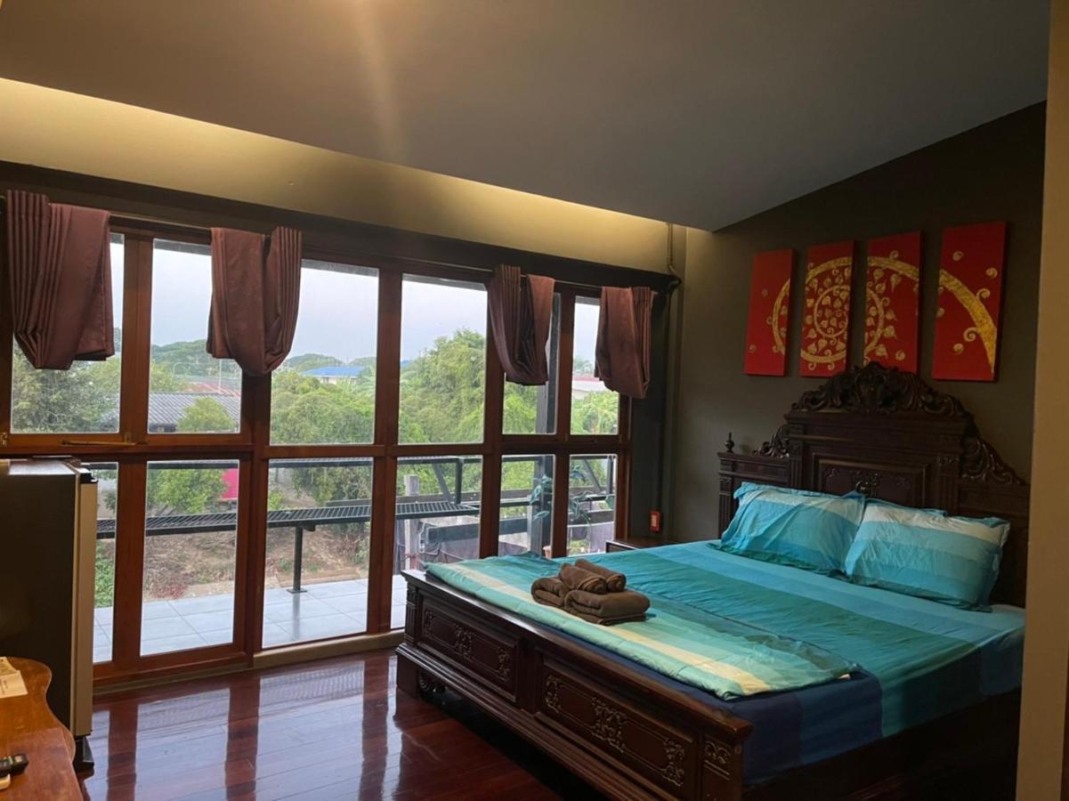 פרה נאקון סי איוטאיה Baan Mae Khian Cafe & Boutique Hotel מראה חיצוני תמונה