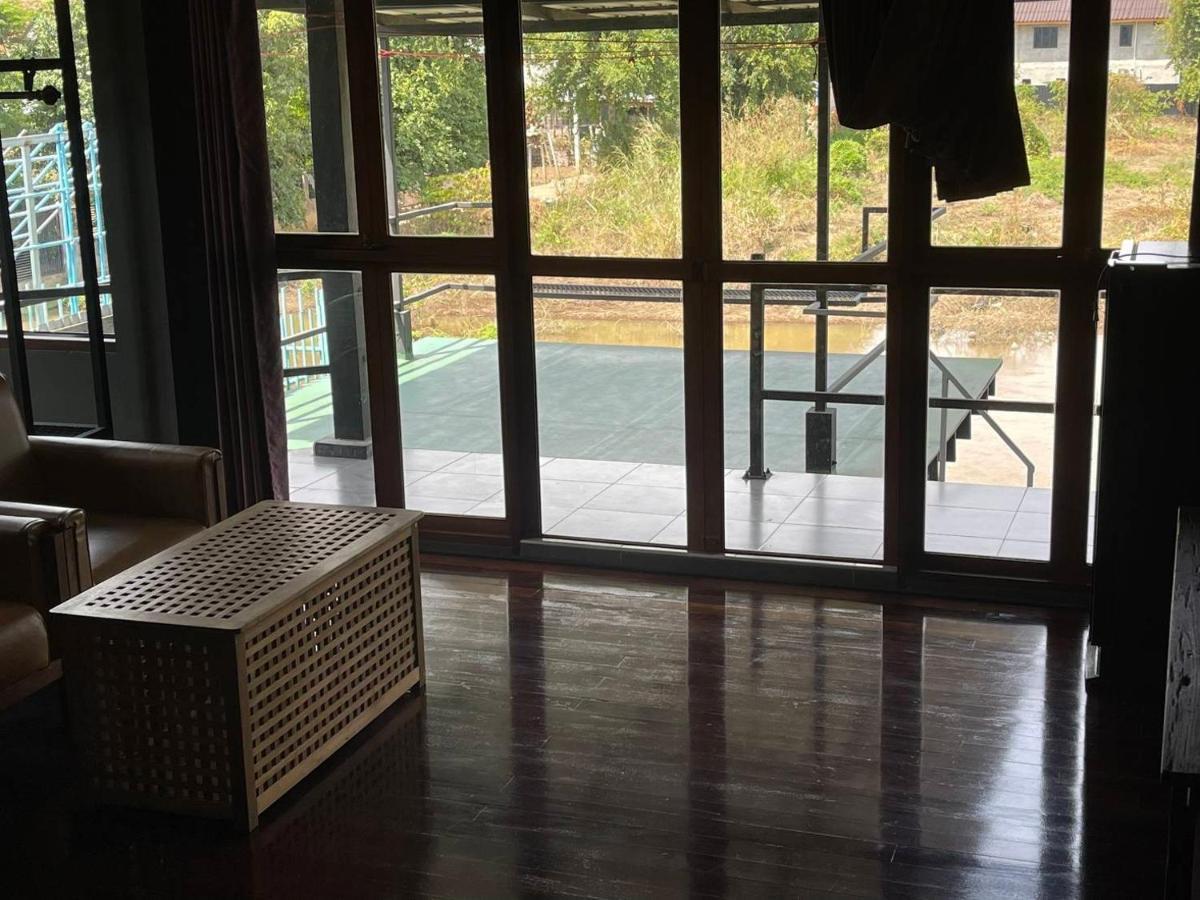 פרה נאקון סי איוטאיה Baan Mae Khian Cafe & Boutique Hotel מראה חיצוני תמונה