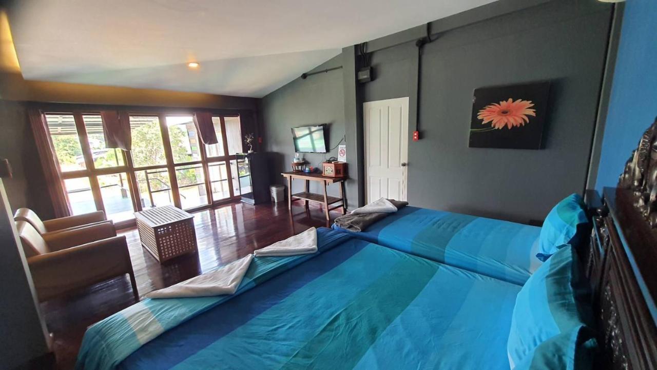 פרה נאקון סי איוטאיה Baan Mae Khian Cafe & Boutique Hotel מראה חיצוני תמונה