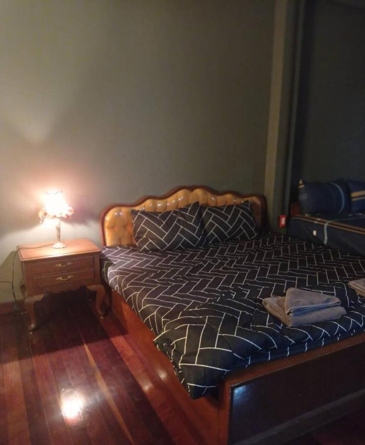 פרה נאקון סי איוטאיה Baan Mae Khian Cafe & Boutique Hotel מראה חיצוני תמונה