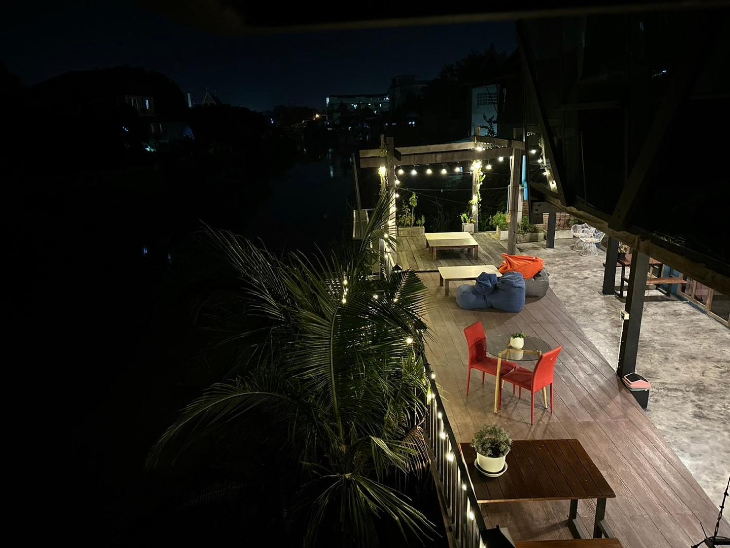 פרה נאקון סי איוטאיה Baan Mae Khian Cafe & Boutique Hotel מראה חיצוני תמונה