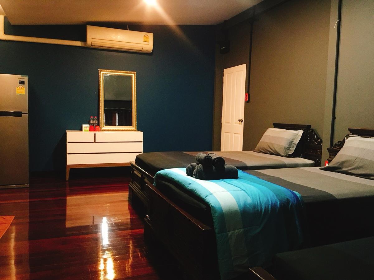 פרה נאקון סי איוטאיה Baan Mae Khian Cafe & Boutique Hotel מראה חיצוני תמונה